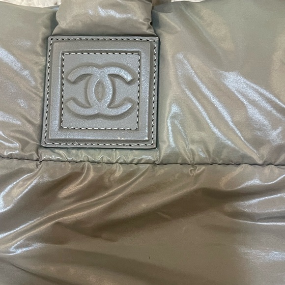 Chanel coco cocoon nylon tote bag - Picture 3 of 15